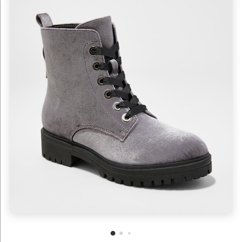 VELVET COMBAT BOOTS ✨